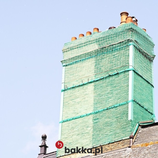   Bakka - Siatki do ogrodzeń budów z tworzywa sztucznego o oczkach 4,5 cm, dostępne w siedmiu kolorach i sprzedawane na wymiar jako elastyczne zabezpieczenie. 