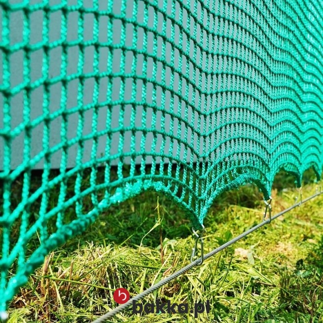 Siatka zabezpieczająca wykopy zielona lub grafitowa z polipropylenu, o grubości 4mm i oczkach 6x6 cm, dostępna na… w Bakka