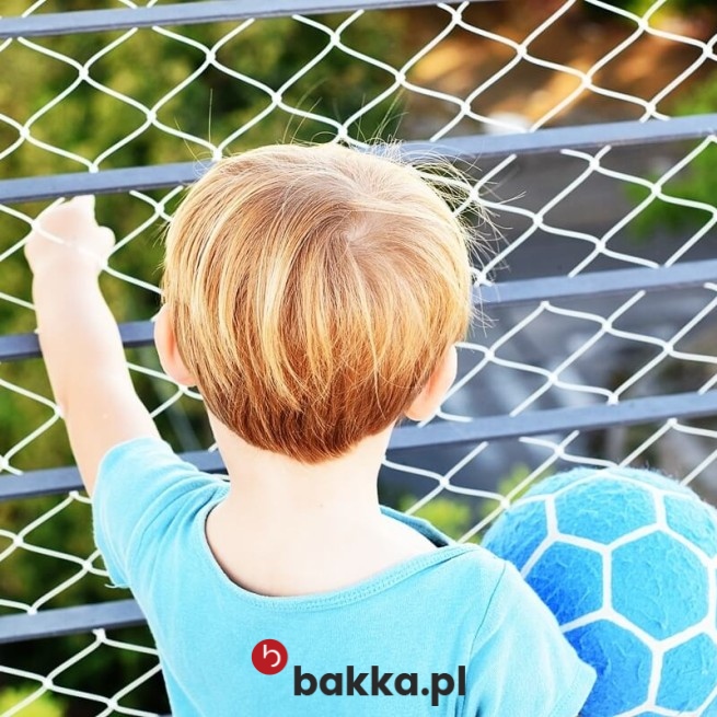 Zabezpieczenia w domu – siatki do zabezpieczenia przestrzeni w mieszkaniu w Bakka