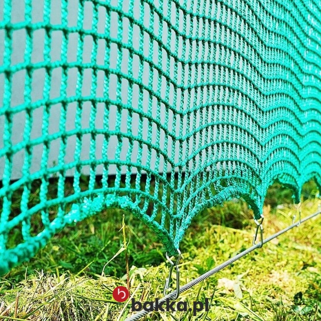 siatka o gęstej strukturze oczek w Bakka