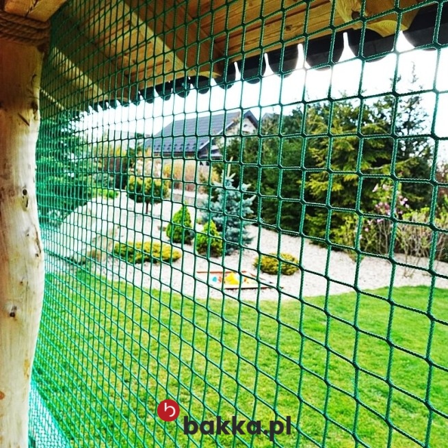   Bakka - Ogrodzenia altanek z siatką o małych oczkach i grubości 2mm, dostępne w kolorach zielonym, białym i czarnym do indywidualnego doboru wymiarów 