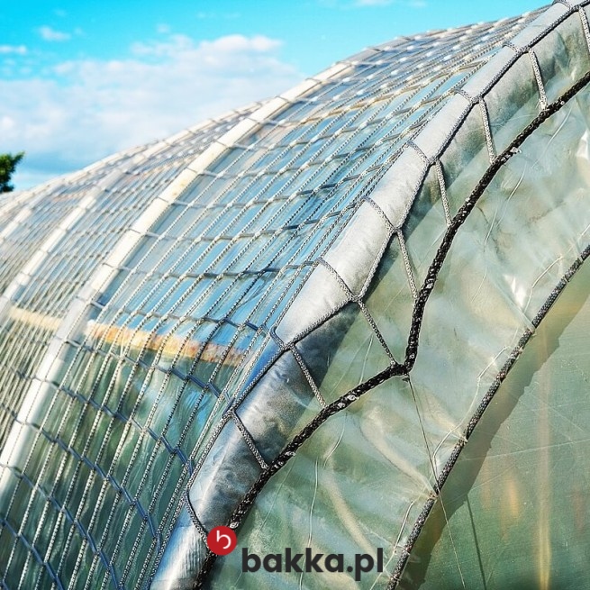 Siatka na tunel foliowy – jak zmierzyć i zamówić siatkę na tunel foliowy w Bakka