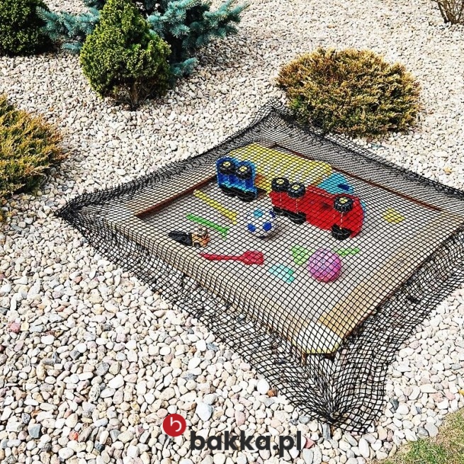 siatka o gęstej strukturze oczek w Bakka