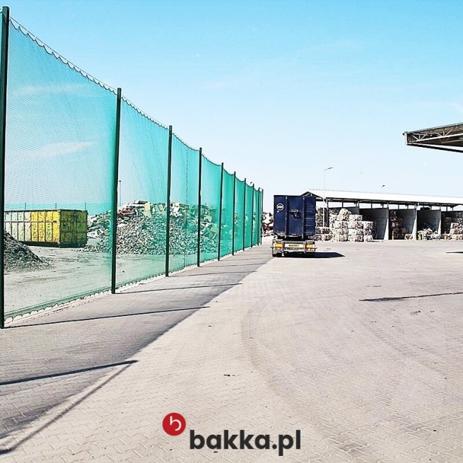 Siatka materiałowa beżowa na wymiar do zabezpieczenia styropianu z oczkami 5x5 cm w Bakka