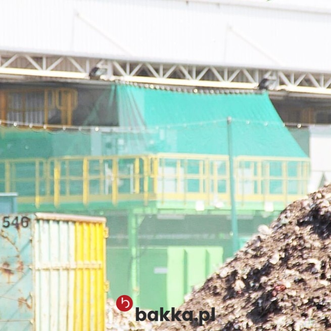 Siatka na wiadukty i estakady - elastyczna siatka zabezpieczająca z materiału na własny wymiar do ochrony konstrukcji. w Bakka