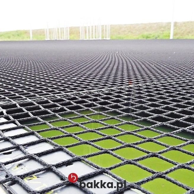   Bakka - Siatka zabezpieczająca na akweny i zbiorniki - elastyczna siatka pleciona z polipropylenu o oczkach 10x10 cm w kolorze zielonym lub czarnym, sprzedawana na wymiar. 
