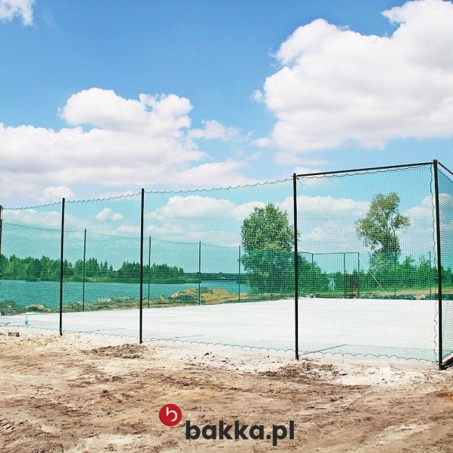 siatka o gęstej strukturze oczek w Bakka