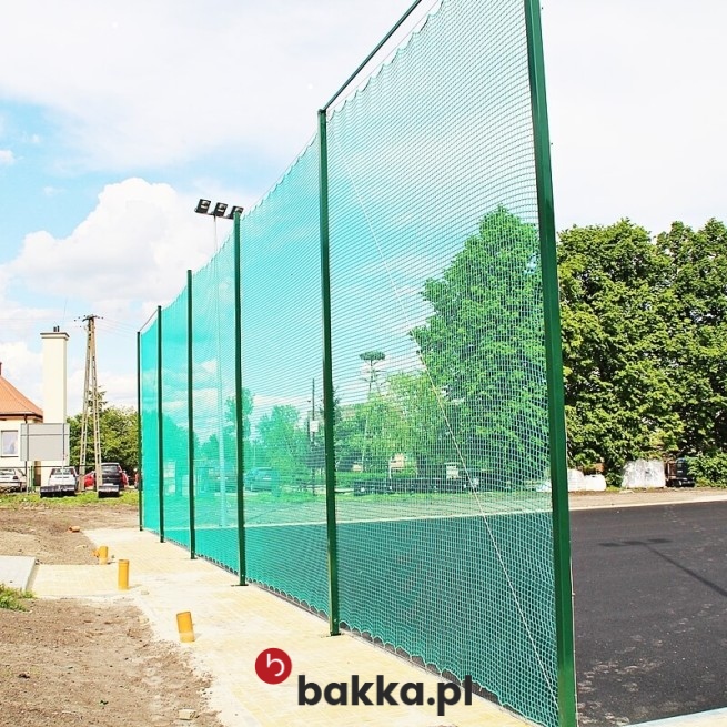 siatka o gęstej strukturze oczek w Bakka