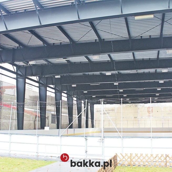  Bakka - Ogrodzenie lodowiska - Siatki na lodowisko - Zabezpieczenie lodowiska do hokeja 