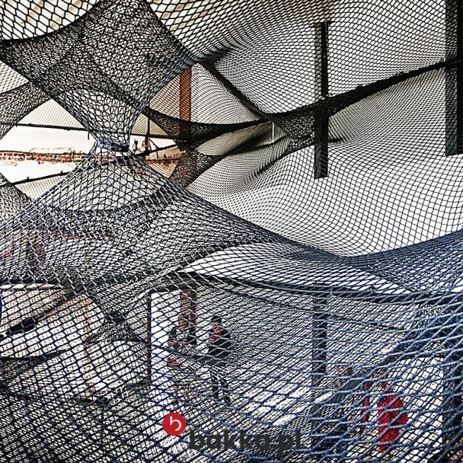 siatka o gęstej strukturze oczek w Bakka