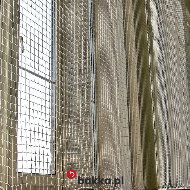 Siatki hale sportowe – siatki zabezpieczające na sale gimnastyczne w Bakka