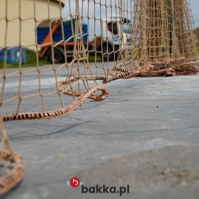 siatka o gęstej strukturze oczek w Bakka