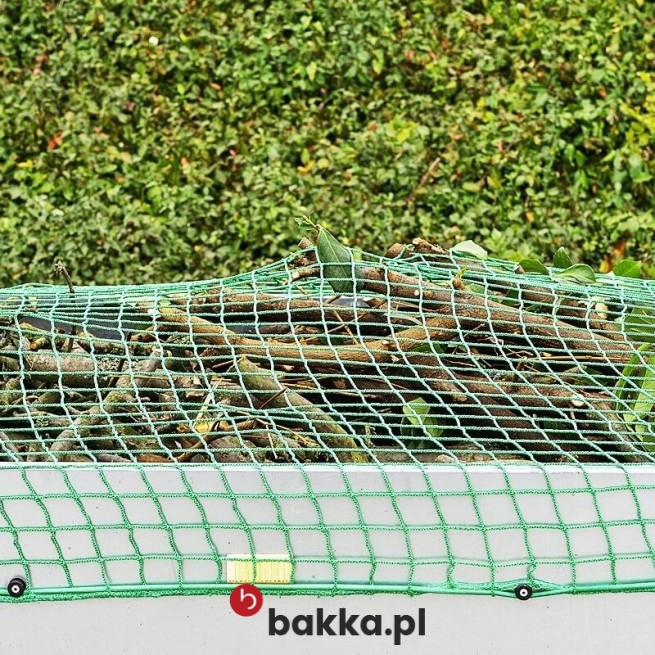Siatka na przyczepy rolnicze – zabezpieczenie ładunku na przyczepie rolniczej w Bakka