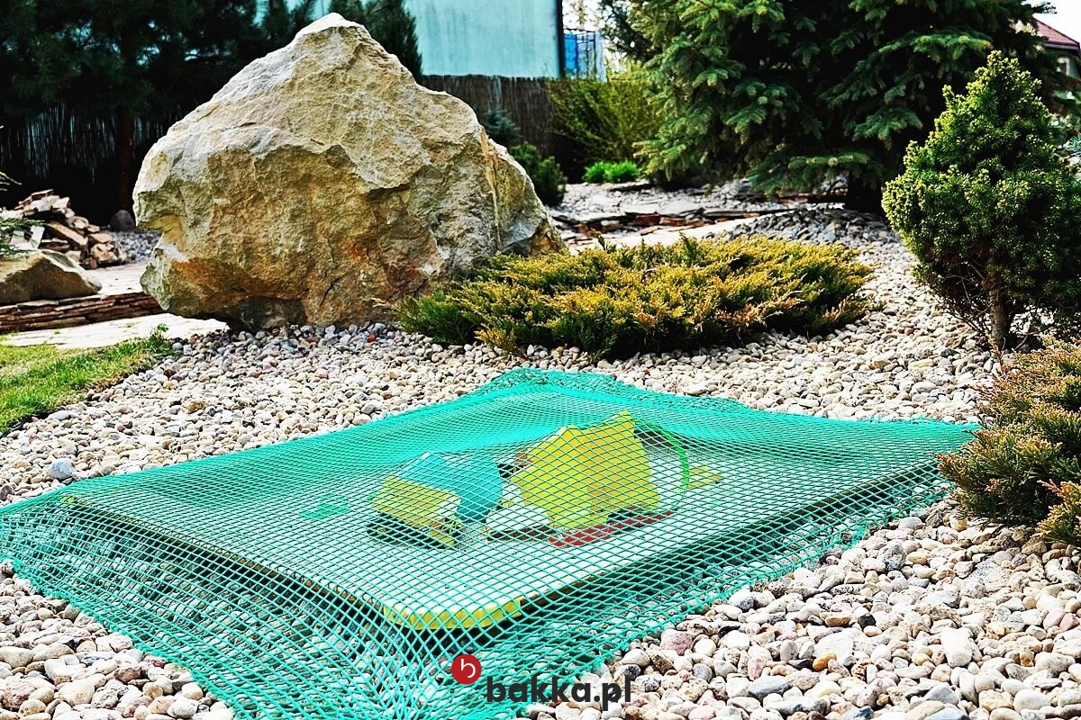  Bakka - Siatka ochronna z polipropylenu o oczku 2 cm i grubości 2 mm, dostępna w wymiarze na zamówienie. 