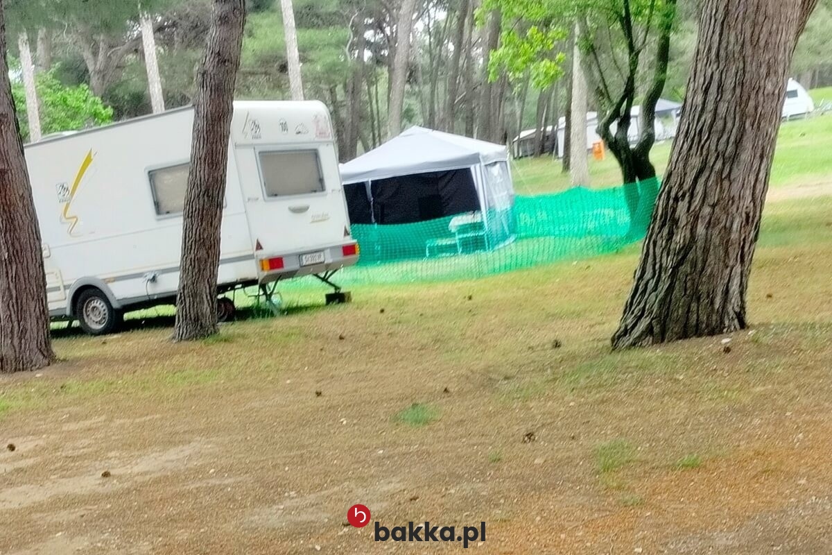   Bakka - Siatka ochronna na wymiar do mobilnego ogrodzenia kampera w wybranym kolorze 