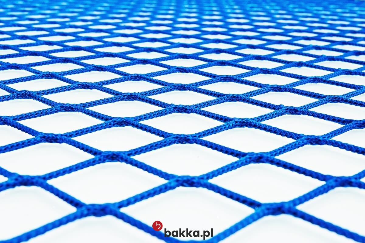   Bakka - Piłkochwyt 4m wysokości   Siatka oczko 8x8cm   Grubość siatki 5mm 