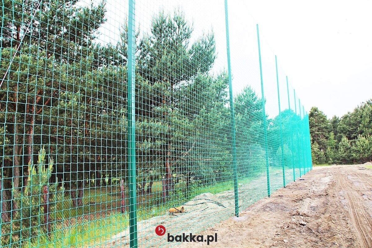  Bakka - Siatka do piłkochwytu - Siatki na piłkochwyty - Producent siatek do piłkochwytów 