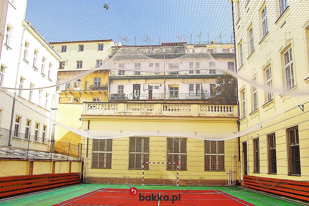  Bakka - Ogrodzenia na boisko 