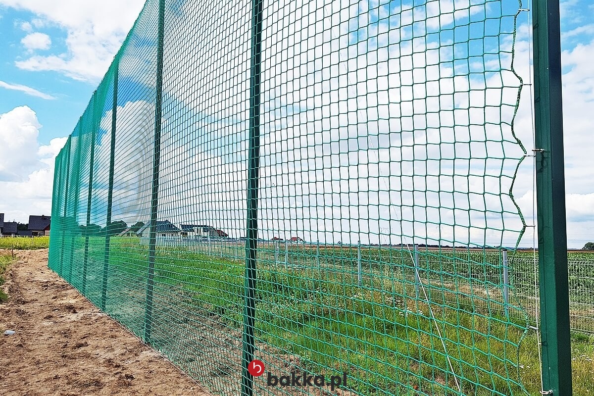  Bakka - Ogrodzenia na boisko 