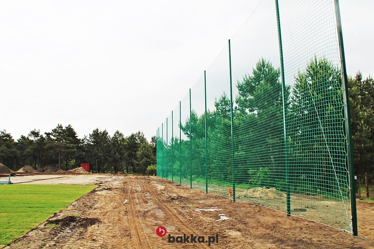  Bakka - Ogrodzenie boiska 