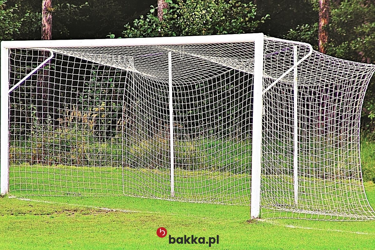   Bakka - Zielona lub grafitowa siatka z tworzywa na metry o oczku 4,5x4,5 cm i grubości 4 mm 