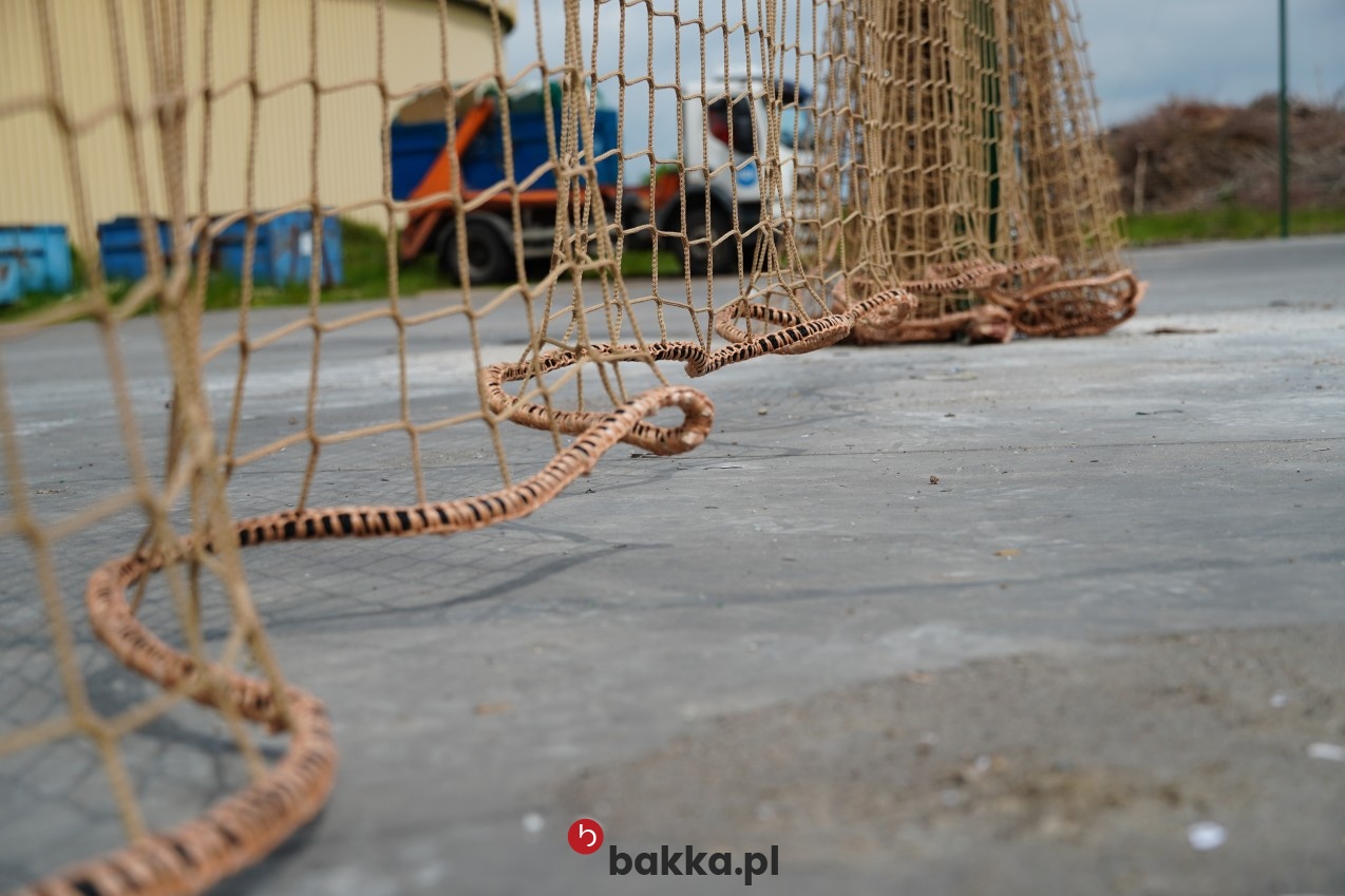   Bakka - Siatka na lawetę - zielona elastyczna siatka zabezpieczająca z polipropylenu o oczku 4,5 cm do ochrony ładunku 