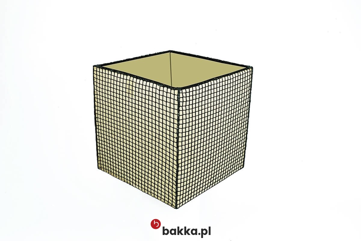  Bakka - Elastyczna siatka ochronna do zabezpieczania towaru na paletach, wykonana z polipropylenu, dostępna na wymiar z oczkiem 6x6 cm. 